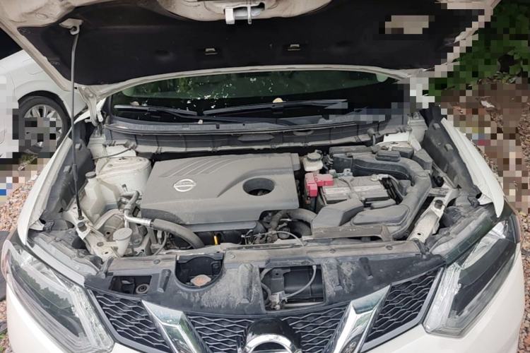 Used Nissan X-Trail 2014 2.0L CVT Comfort Edition 2WD Engine Bay