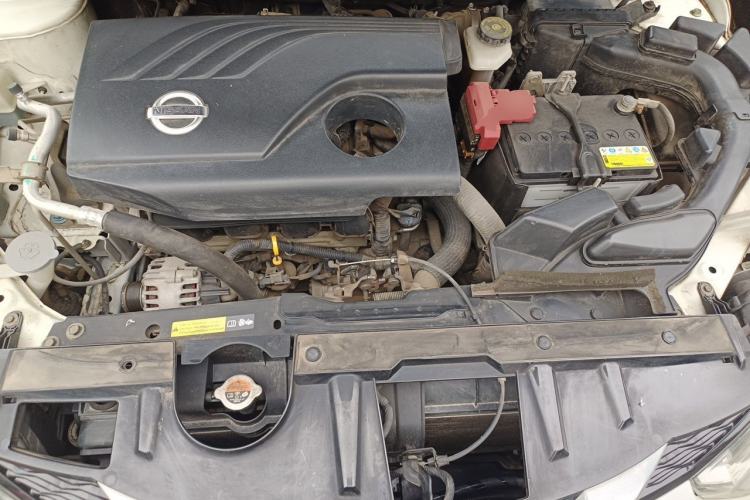 Used Nissan X-Trail 2014 2.0L CVT Comfort Edition 2WD Engine Bay