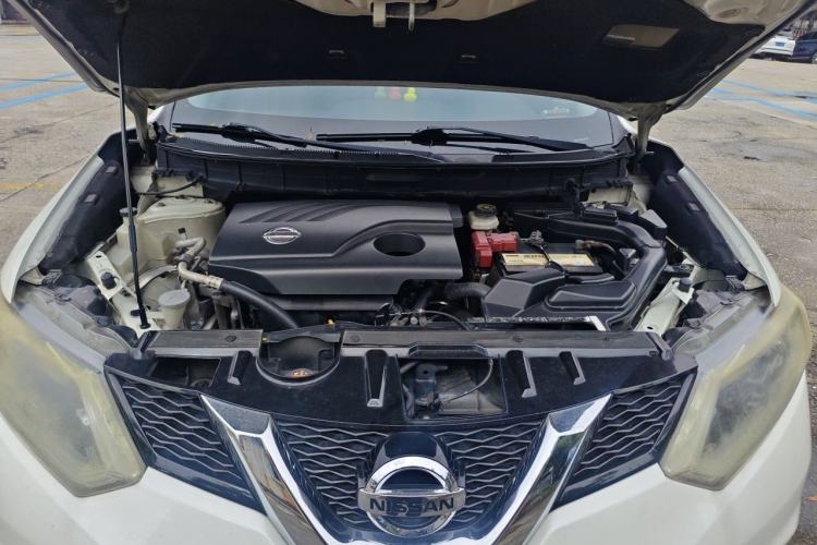 Used Nissan X-Trail 2014 2.0L CVT Comfort Edition 2WD Engine Bay