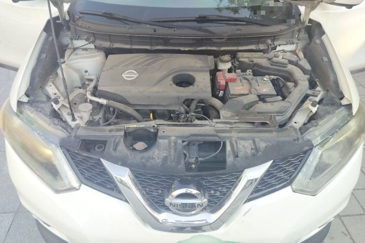Used Nissan X-Trail 2014 2.0L CVT Comfort Edition 2WD Engine Bay