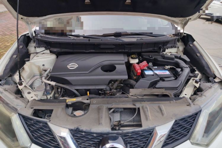 Used Nissan X-Trail 2014 2.0L CVT Comfort Edition 2WD Engine Bay