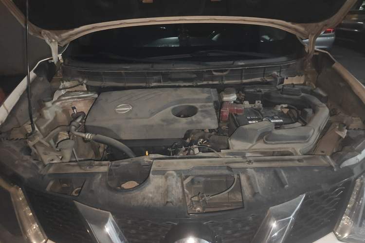 Used Nissan X-Trail 2014 2.0L CVT Comfort Edition 2WD Engine Bay