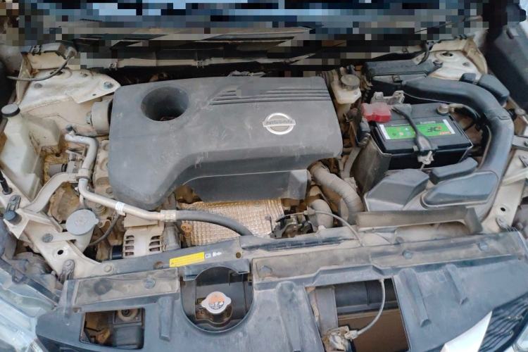 Used Nissan X-Trail 2014 2.5L CVT Luxury Edition 4WD Engine Bay