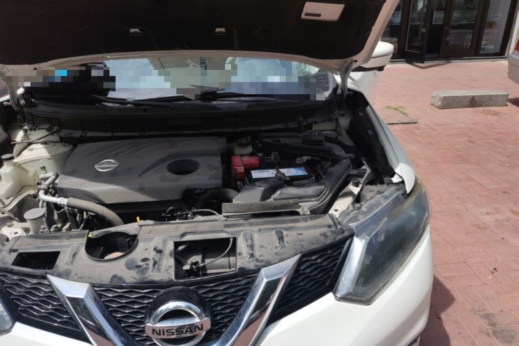 Used Nissan X-Trail 2014 2.0L CVT Comfort Edition 2WD Engine Bay Left