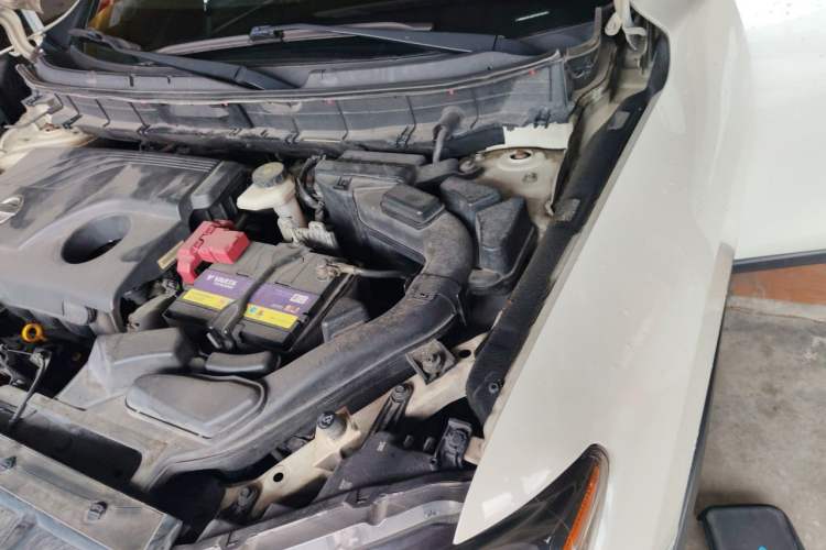 Used Nissan X-Trail 2014 2.0L CVT Comfort Edition 2WD Engine Bay Left