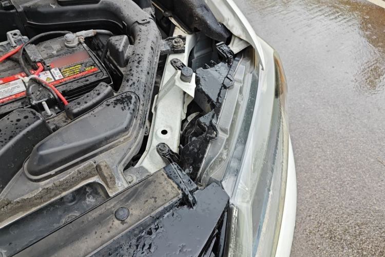 Used Nissan X-Trail 2014 2.0L CVT Comfort Edition 2WD Engine Bay Left