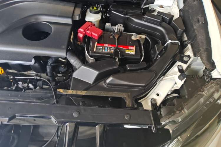Used Nissan X-Trail 2014 2.0L CVT Comfort Edition 2WD Engine Bay Left
