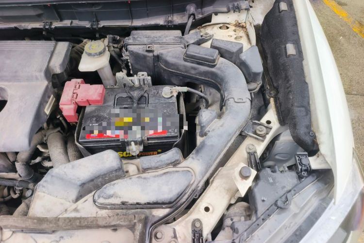 Used Nissan X-Trail 2014 2.0L CVT Comfort Edition 2WD Engine Bay Left