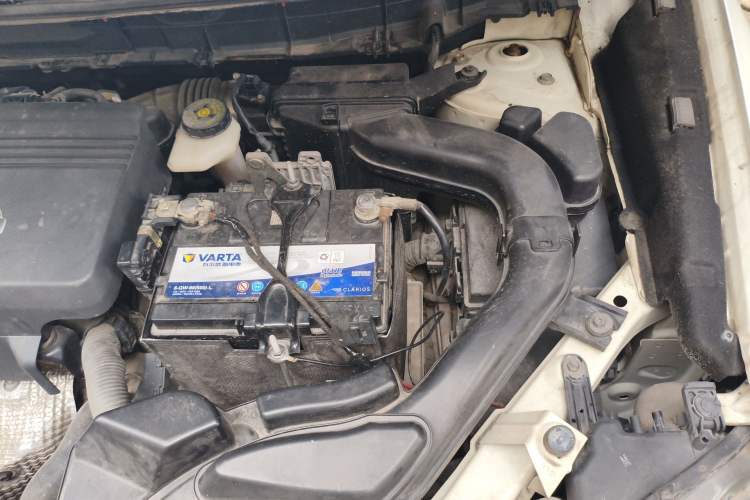 Used Nissan X-Trail 2014 2.5L CVT Luxury Edition 4WD Engine Bay Left