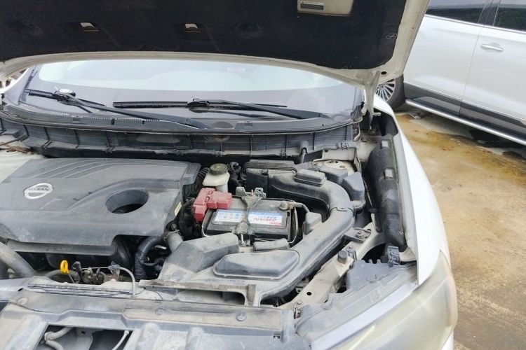 Used Nissan X-Trail 2014 2.0L CVT Comfort Edition 2WD Engine Bay Left