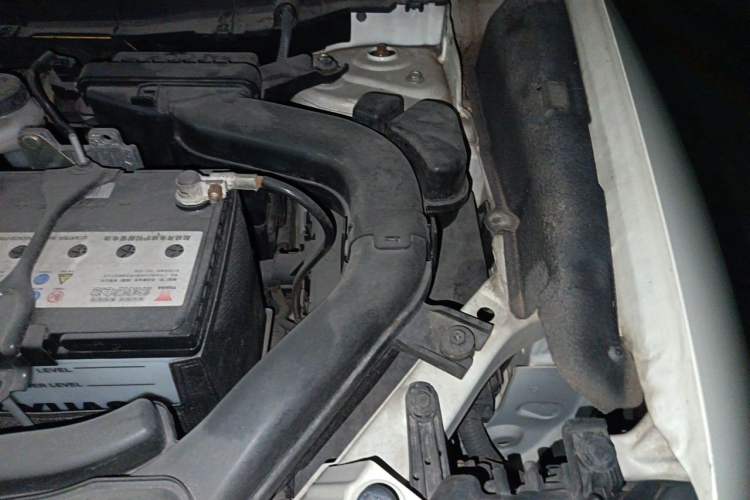 Used Nissan X-Trail 2014 2.5L CVT Luxury Edition 4WD Engine Bay Left