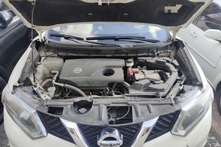 Used Nissan X-Trail 2014 2.0L CVT Comfort Edition 2WD Engine Bay