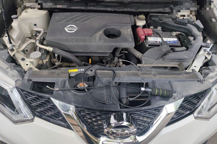 Used Nissan X-Trail 2014 2.0L CVT Comfort Edition 2WD Engine Bay