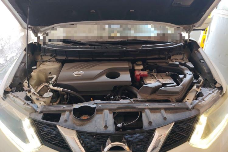 Used Nissan X-Trail 2014 2.0L CVT Comfort Edition 2WD Engine Bay
