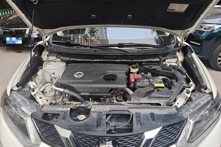 Used Nissan X-Trail 2014 2.0L CVT Comfort Edition 2WD Engine Bay