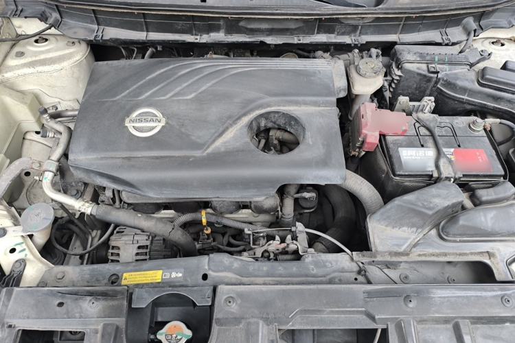 Used Nissan X-Trail 2014 2.0L CVT Smart Edition 2WD Engine Bay
