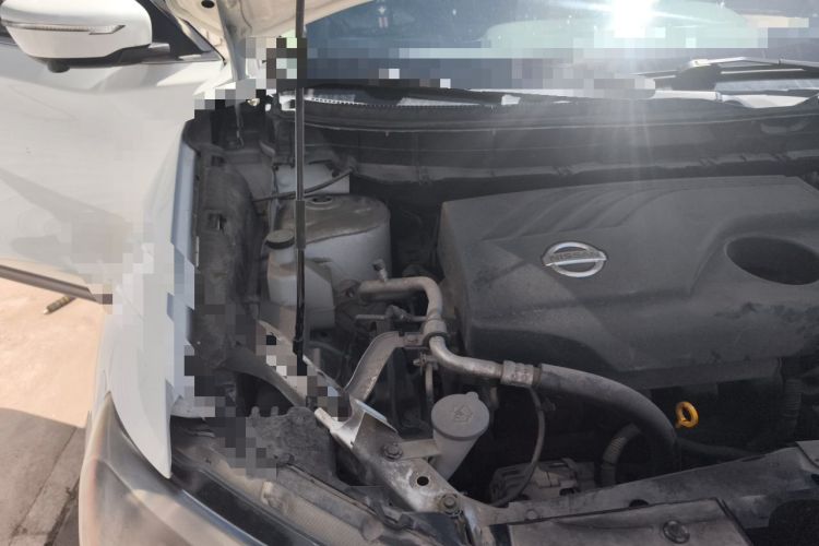 Used Nissan X-Trail 2014 2.0L CVT Comfort Edition 2WD Engine Bay Right