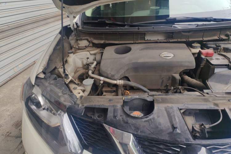 Used Nissan X-Trail 2014 2.5L CVT Ultimate Edition 4WD Engine Bay Right