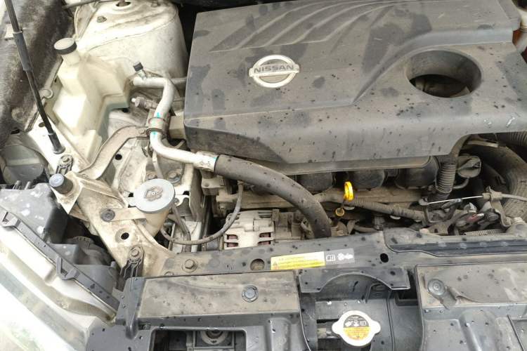 Used Nissan X-Trail 2014 2.0L CVT Comfort Edition 2WD Engine Bay Right