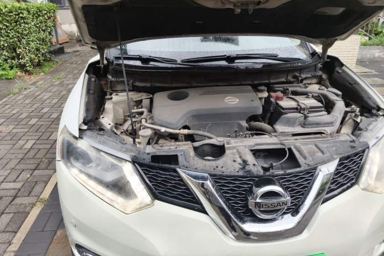 Used Nissan X-Trail 2014 2.5L CVT Ultimate Edition 4WD Engine Bay Right