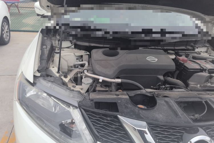 Used Nissan X-Trail 2014 2.5L CVT Luxury Edition 4WD Engine Bay Right