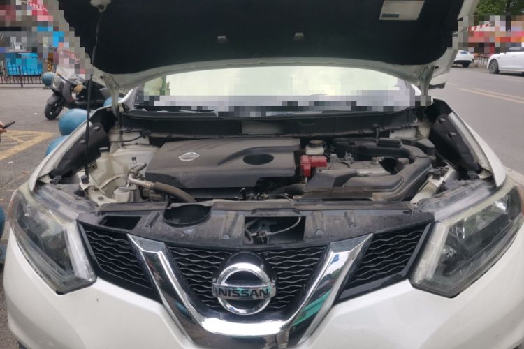 Used Nissan X-Trail 2014 2.0L CVT Comfort Edition 2WD Engine Bay