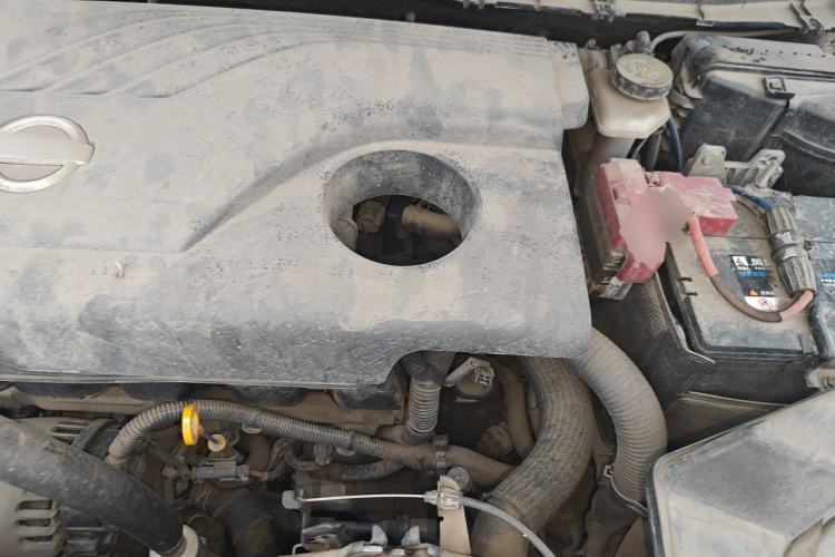 Used Nissan X-Trail 2014 2.0L CVT Comfort Edition 2WD Engine Bay
