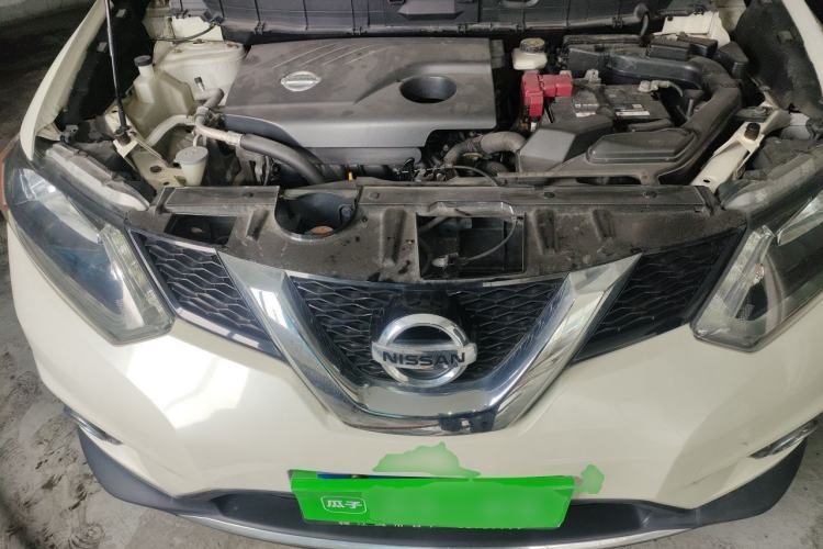 Used Nissan X-Trail 2014 2.0L CVT Comfort Edition 2WD Engine Bay