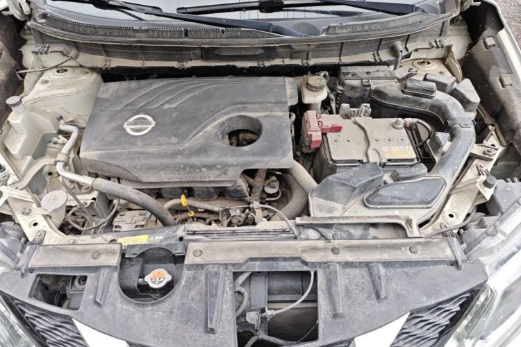 Used Nissan X-Trail 2014 2.0L CVT Comfort Edition 2WD Engine Bay