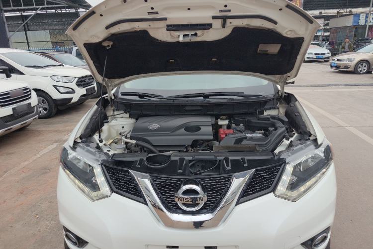 Used Nissan X-Trail 2014 2.0L CVT Comfort Edition 2WD Engine Bay