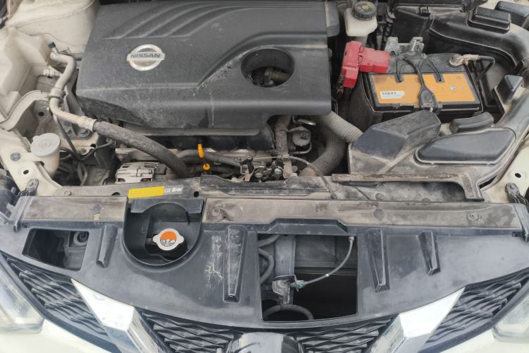 Used Nissan X-Trail 2014 2.0L CVT Comfort Edition 2WD Engine Bay