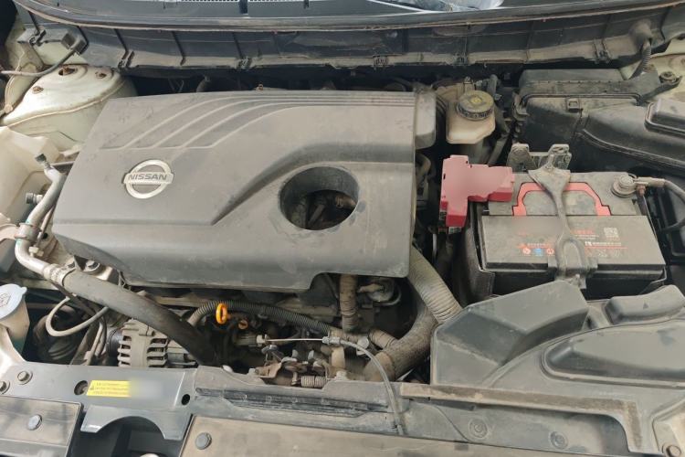 Used Nissan X-Trail 2014 2.0L CVT Comfort Edition 2WD Engine Bay
