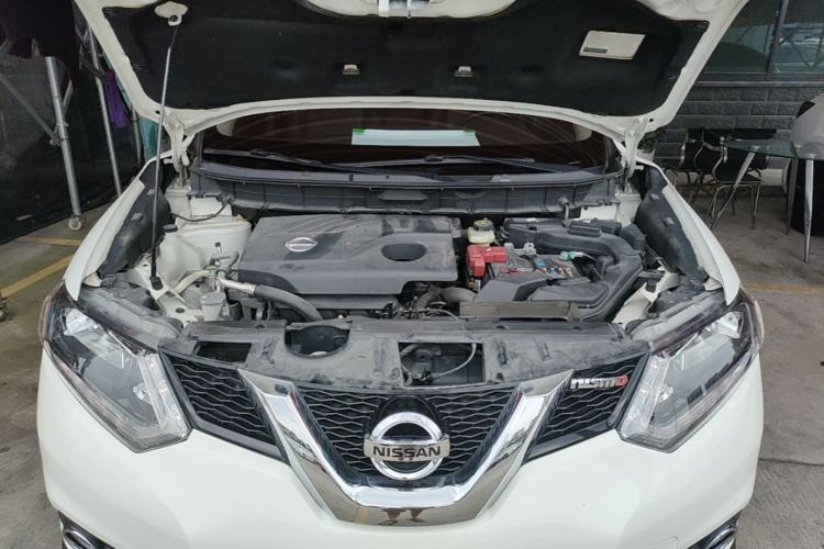 Used Nissan X-Trail 2014 2.0L CVT Comfort Edition 2WD Engine Bay