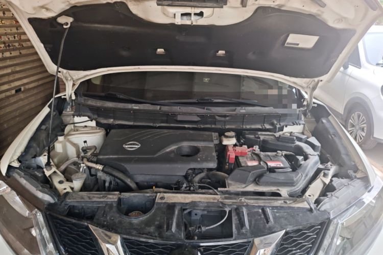 Used Nissan X-Trail 2014 2.0L CVT Comfort Edition 2WD Engine Bay