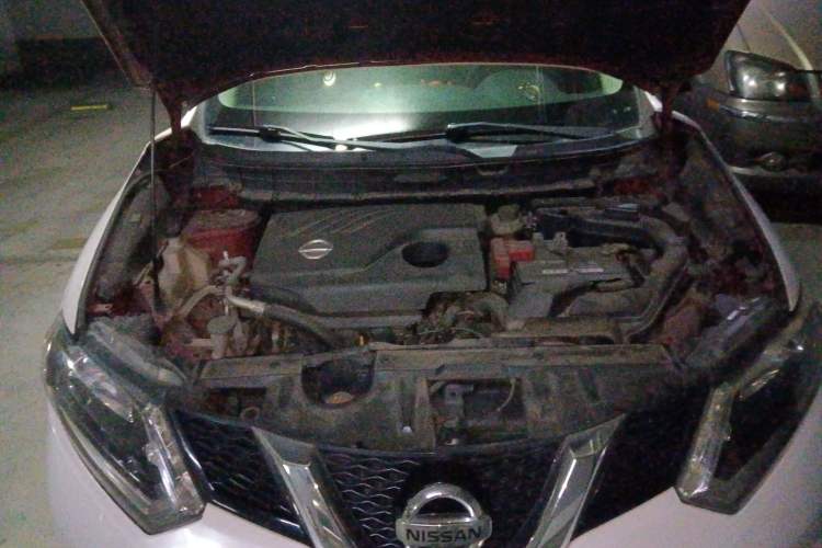Used Nissan X-Trail 2014 2.0L CVT Smart Edition 2WD Engine Bay