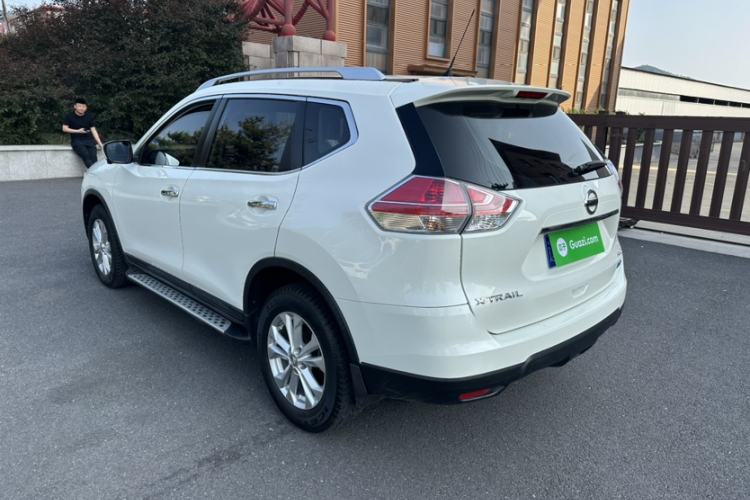 Used Nissan X-Trail 2014 2.5L CVT Luxury Edition 4WD Exterior 1