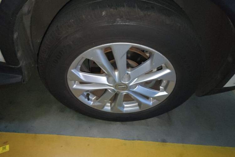 Used Nissan X-Trail 2014 2.0L CVT Comfort Edition 2WD Exterior 1