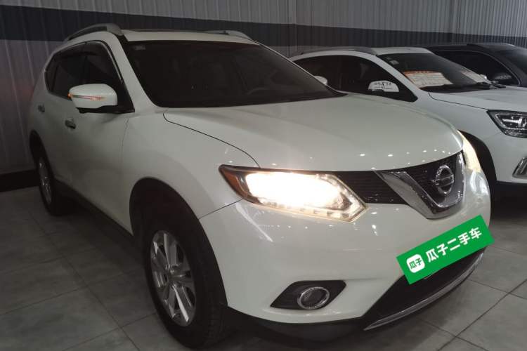 Used Nissan X-Trail 2014 2.0L CVT Comfort Edition 2WD Exterior 2