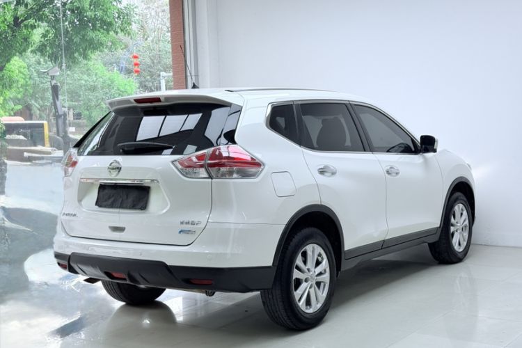 Used Nissan X-Trail 2014 2.0L CVT Comfort Edition 2WD Exterior 2