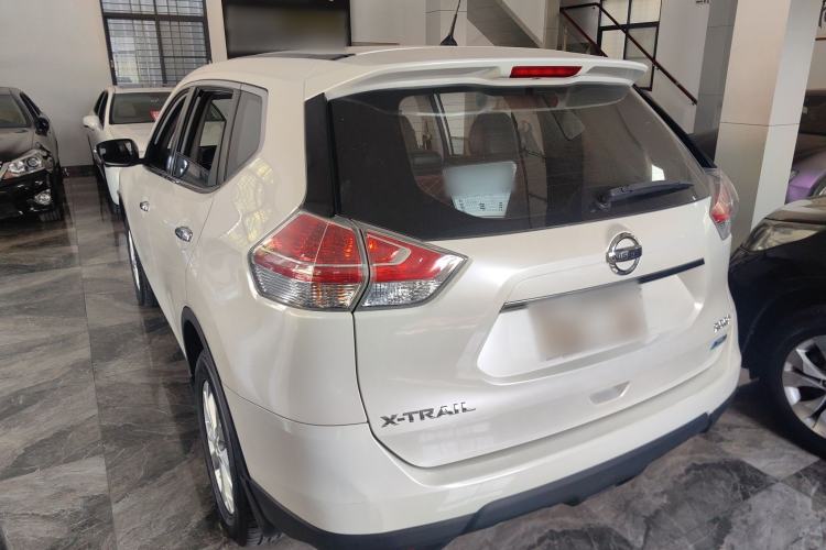 Used Nissan X-Trail 2014 2.0L CVT Comfort Edition 2WD Exterior 2