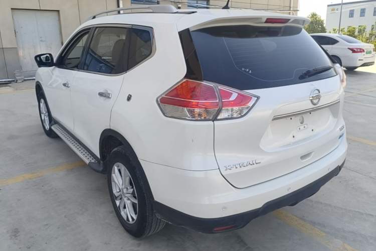 Used Nissan X-Trail 2014 2.0L CVT Comfort Edition 2WD Exterior 2