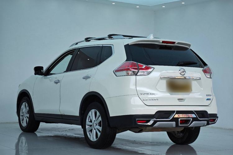 Used Nissan X-Trail 2014 2.5L CVT Luxury Edition 4WD Exterior 3