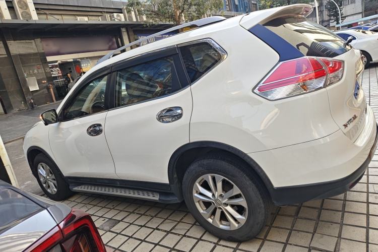 Used Nissan X-Trail 2014 2.0L CVT Comfort Edition 2WD Exterior 3