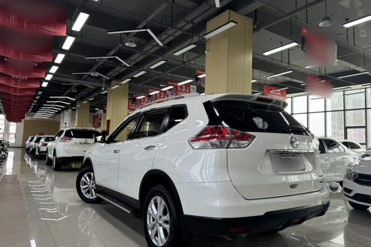 Used Nissan X-Trail 2014 2.0L CVT Comfort Edition 2WD Exterior 3