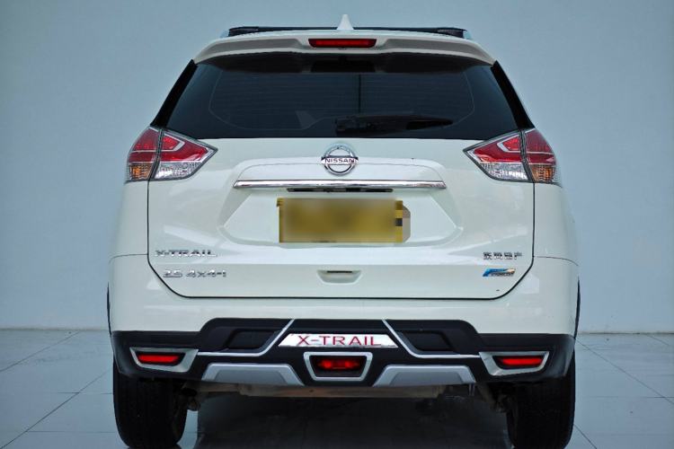 Used Nissan X-Trail 2014 2.5L CVT Luxury Edition 4WD Exterior 4