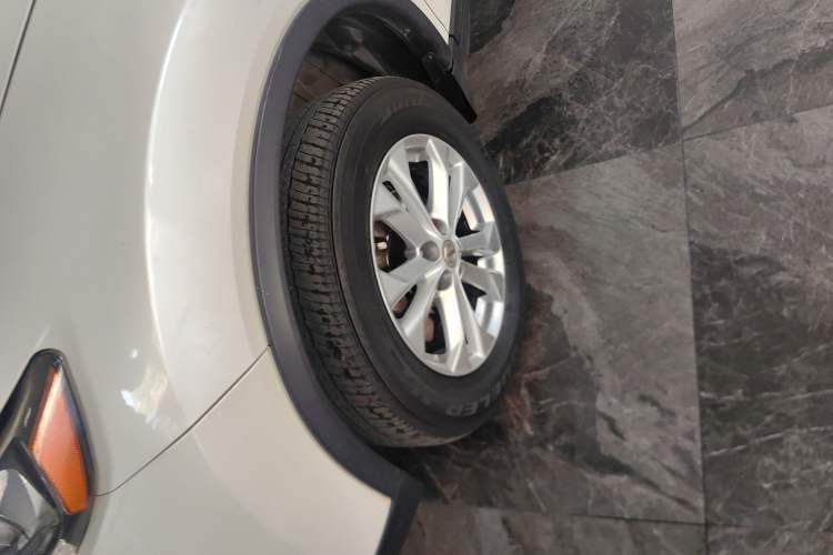 Used Nissan X-Trail 2014 2.0L CVT Comfort Edition 2WD Exterior 4