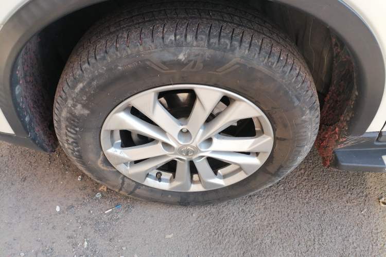 Used Nissan X-Trail 2014 2.0L CVT Comfort Edition 2WD Exterior 4