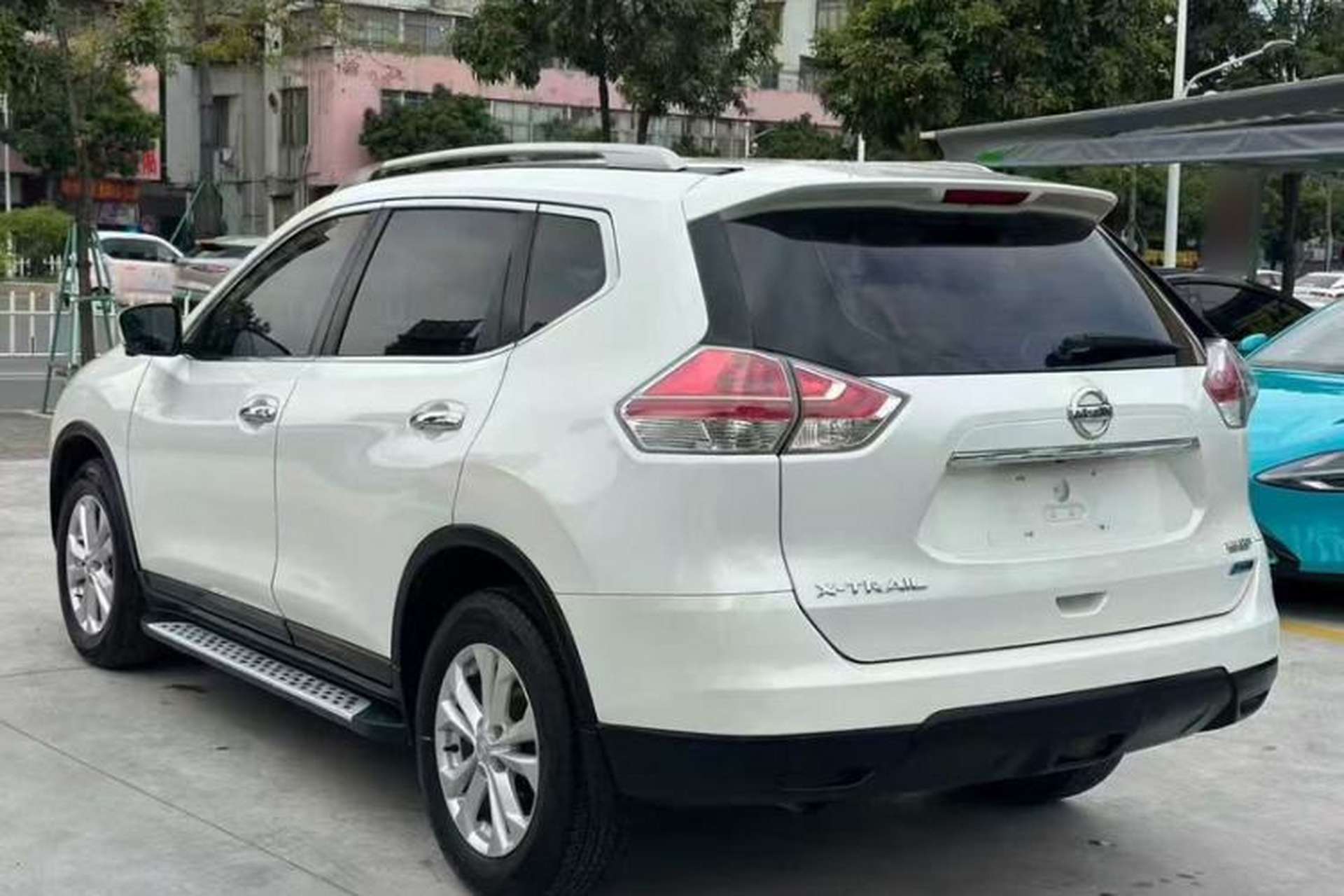 Used Nissan X-Trail 2014 2.0L CVT Comfort Edition 2WD Exterior 4