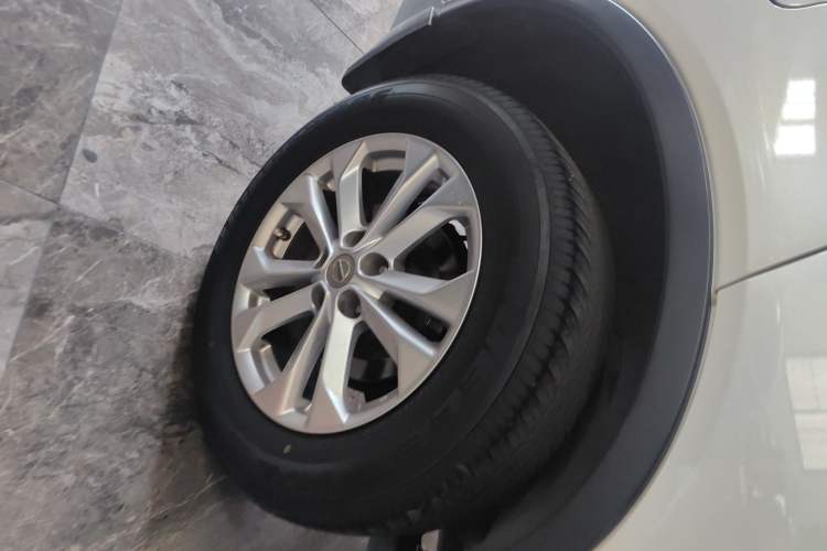 Used Nissan X-Trail 2014 2.0L CVT Comfort Edition 2WD Exterior 5
