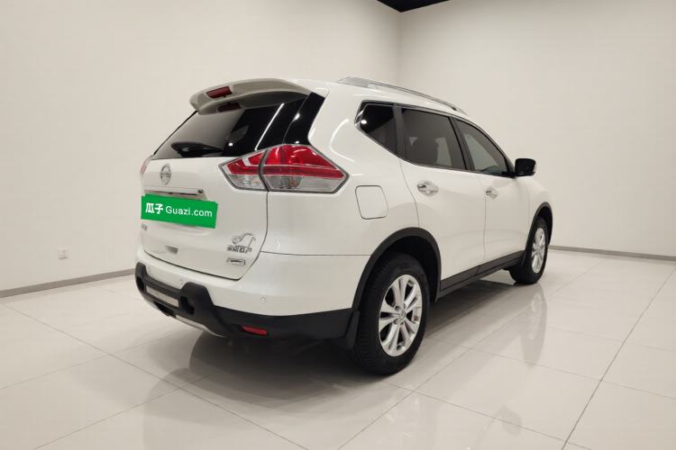 Used Nissan X-Trail 2014 2.0L CVT Comfort Edition 2WD Exterior 5